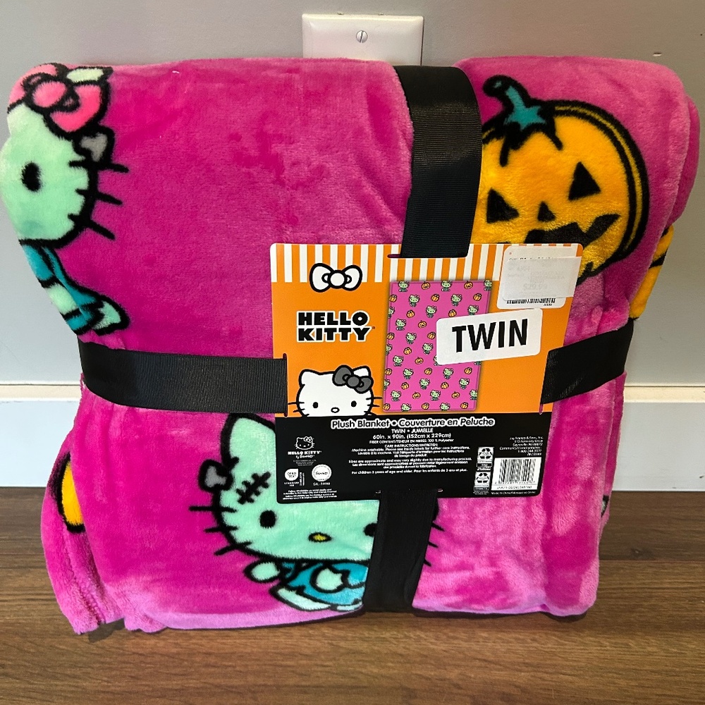 Hello Kitty twin Frankenstein blanket “Frankie”